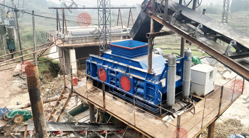 外貿(mào)再創(chuàng)佳績(jī)出口國(guó)外